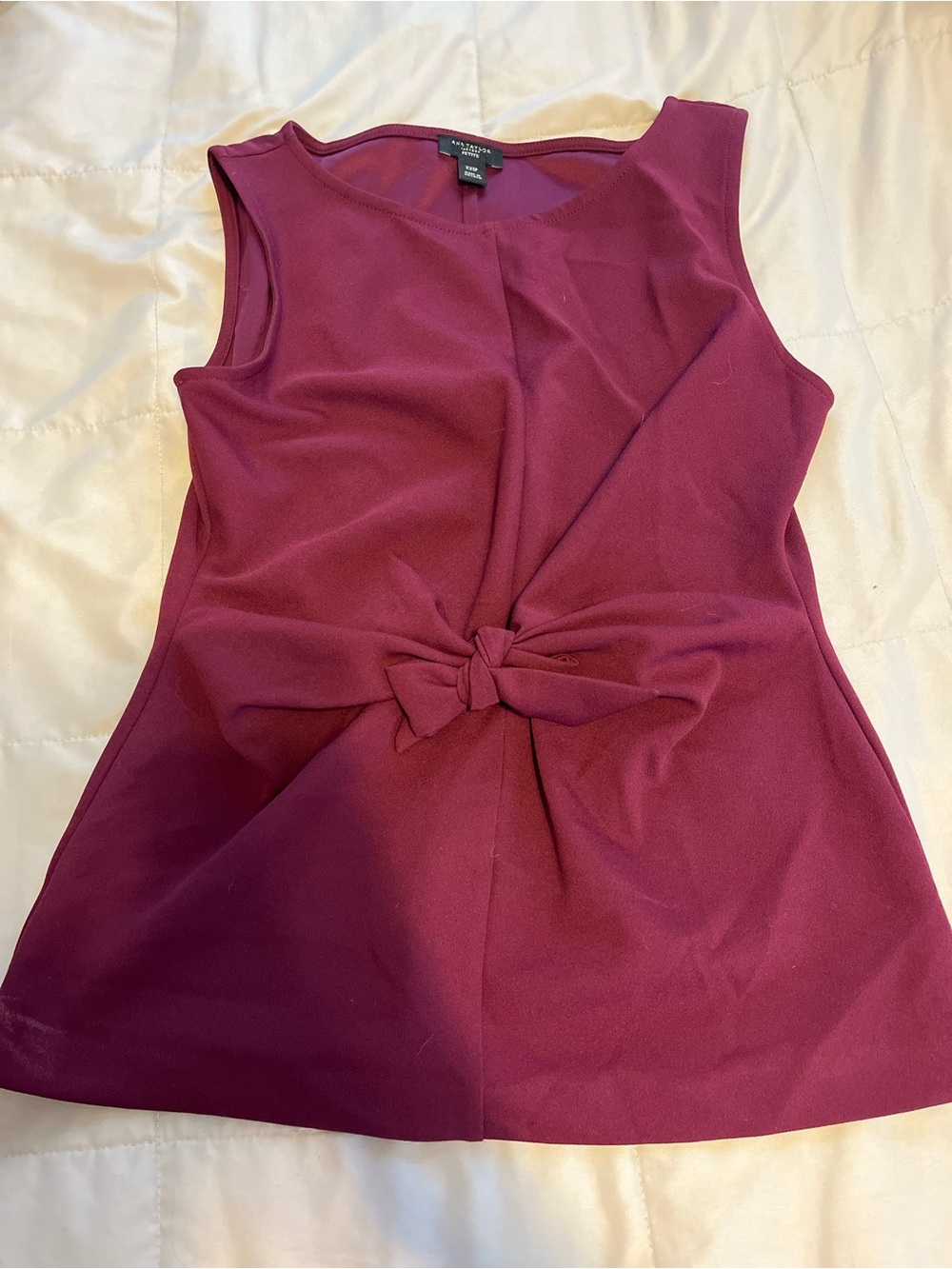 Ann Taylor Factory Bow-Front Sleeveless Tank in Rich berry color